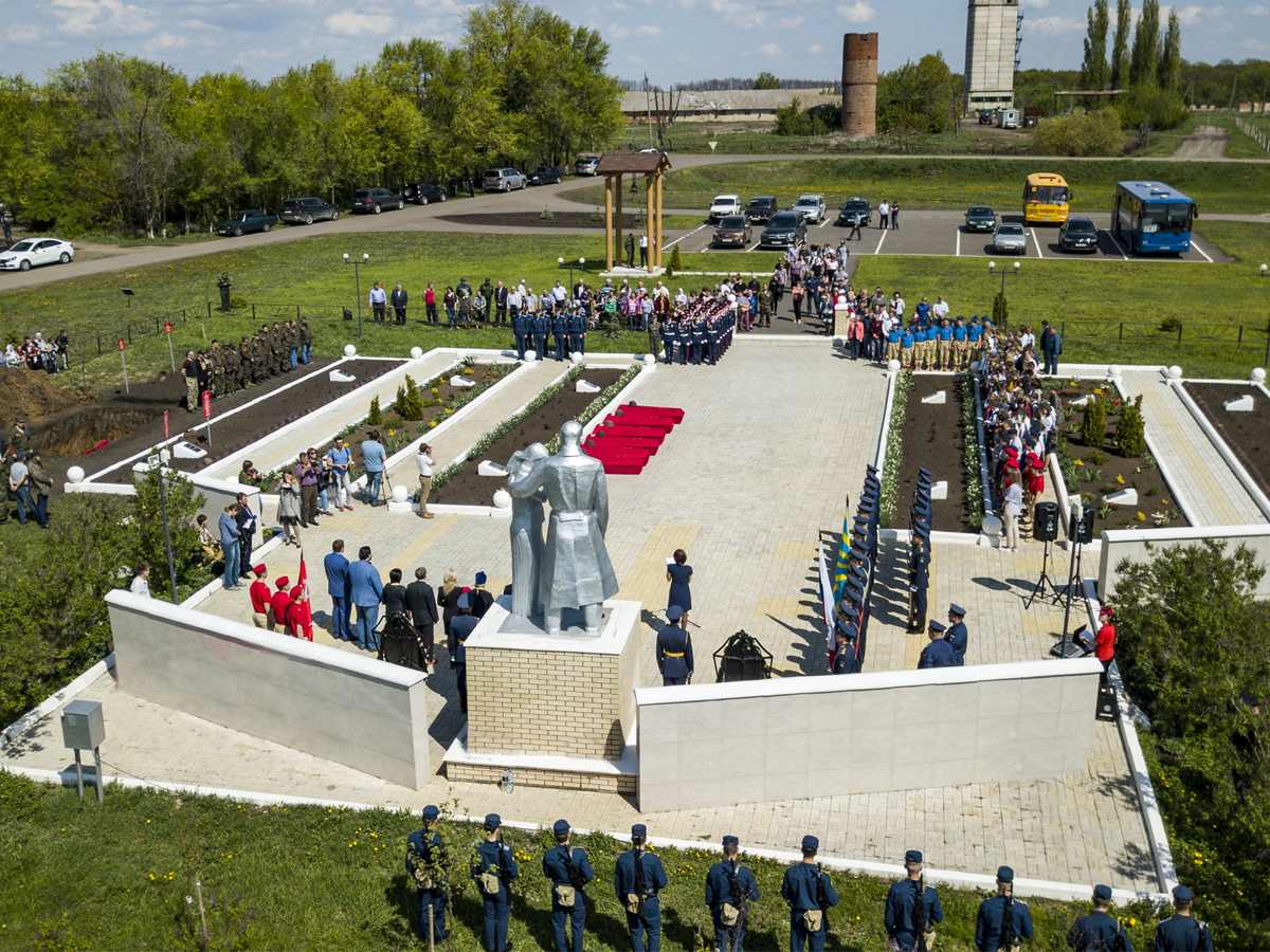 Военно-мемориальный комплекс в селе Чистая Поляна.